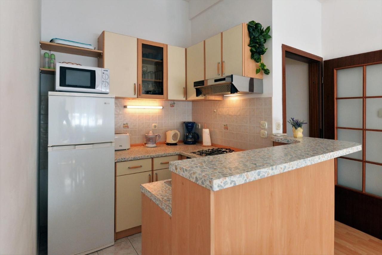 Apartments Divna Betina  Dış mekan fotoğraf