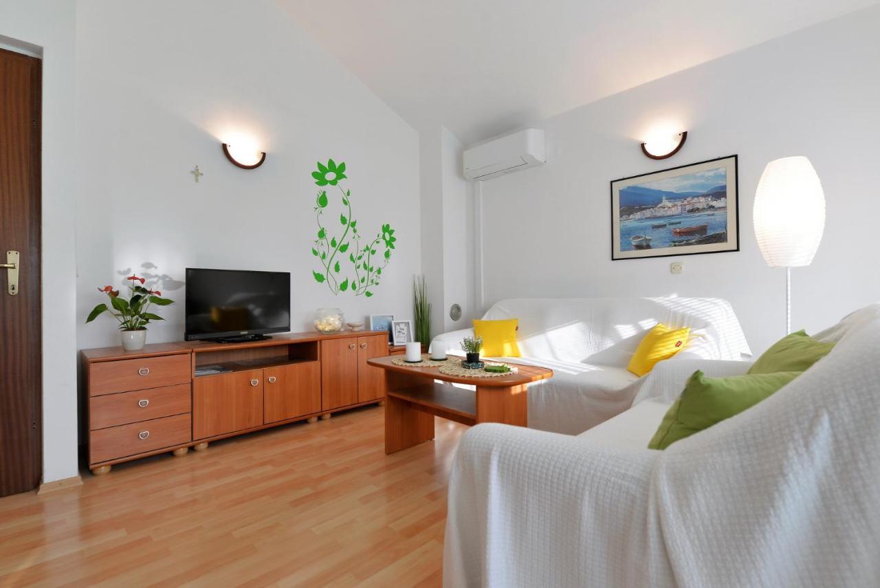 Apartments Divna Betina  Dış mekan fotoğraf